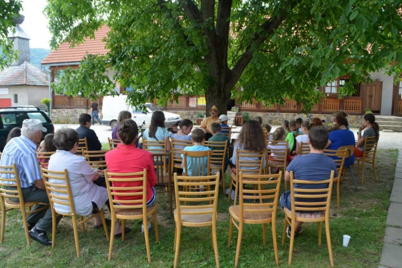 Gyermek kézműves tábor 2015